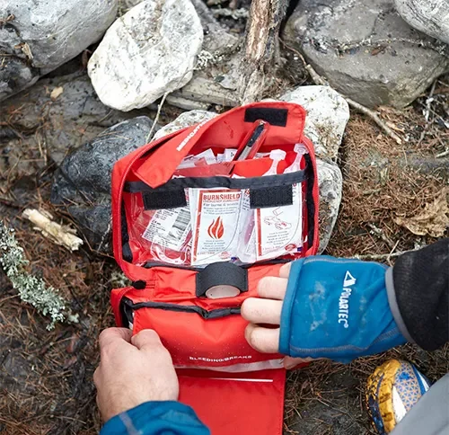 کیف کمک اولیه کمپینگ